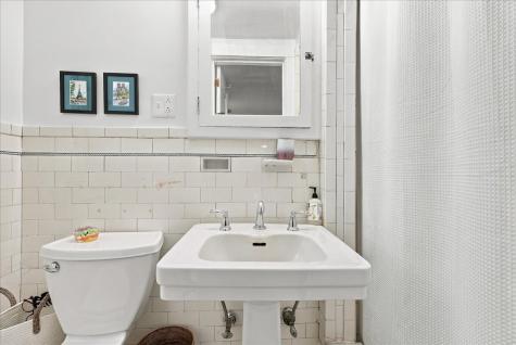 1305 Malvern Squirrel Hill PA 15217