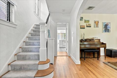 1305 Malvern Squirrel Hill PA 15217