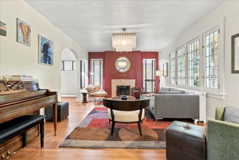 1305 Malvern Squirrel Hill PA 15217