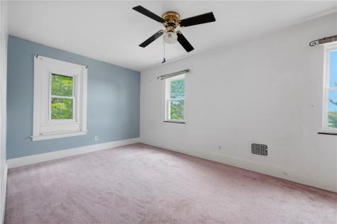 709 Short Street Irwin PA 15642