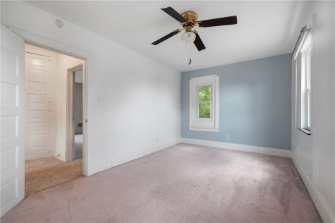 709 Short Street Irwin PA 15642