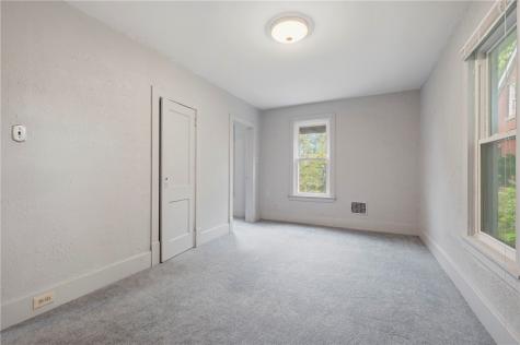 709 Short Street Irwin PA 15642