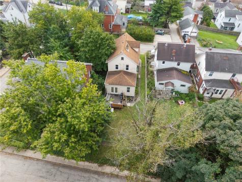 709 Short Street Irwin PA 15642