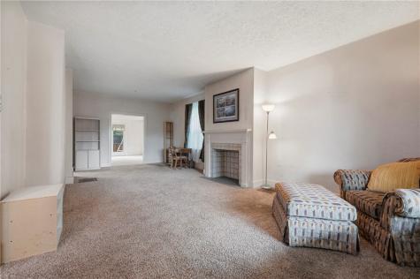 709 Short Street Irwin PA 15642
