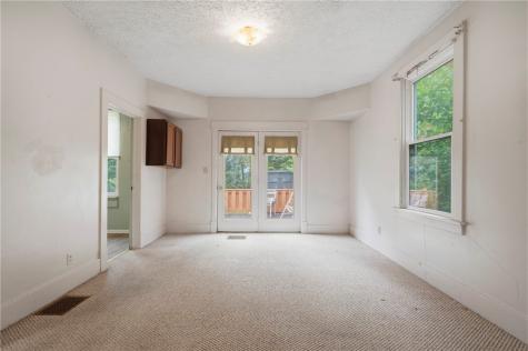 709 Short Street Irwin PA 15642