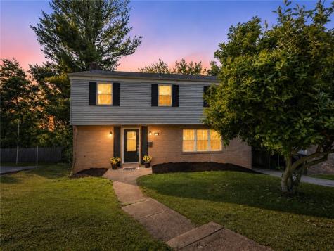 1361 Pesavento Drive Bridgeville PA 15017