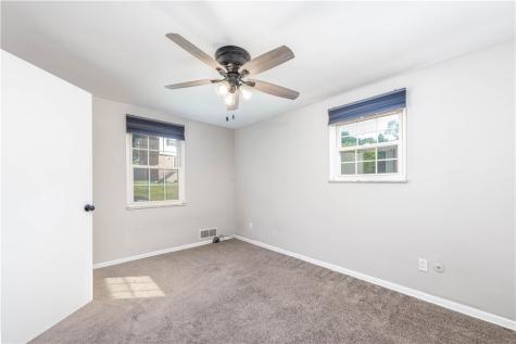 1361 Pesavento Drive Bridgeville PA 15017