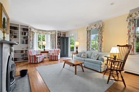 402 Maple Lane Edgeworth PA 15143