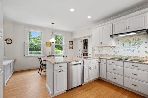 402 Maple Lane Edgeworth PA 15143