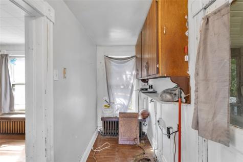 211 E 7th Avenue Tarentum PA 15084