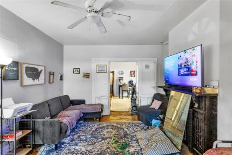 211 E 7th Avenue Tarentum PA 15084