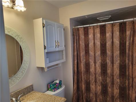 117 Farmington Drive Township Of But Nw PA 16001