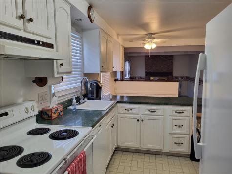 117 Farmington Drive Township Of But Nw PA 16001