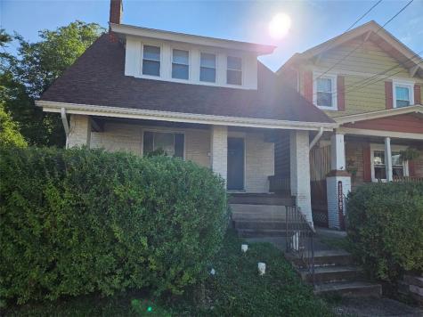 58 Evans Avenue Ingram PA 15205