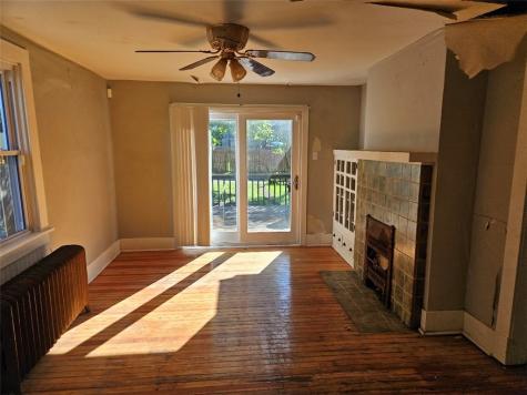 58 Evans Avenue Ingram PA 15205
