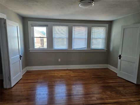 58 Evans Avenue Ingram PA 15205