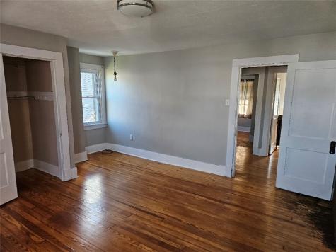 58 Evans Avenue Ingram PA 15205