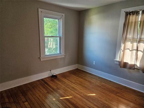 58 Evans Avenue Ingram PA 15205