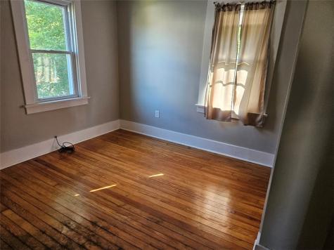58 Evans Avenue Ingram PA 15205