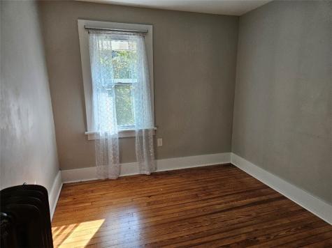 58 Evans Avenue Ingram PA 15205