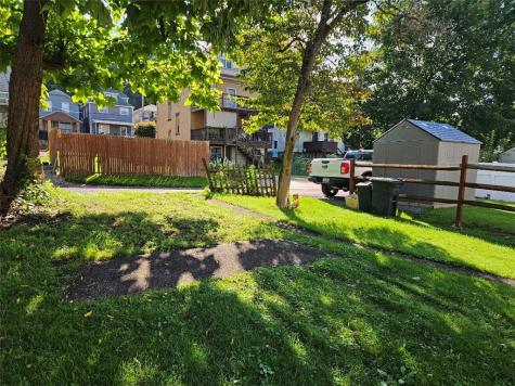 58 Evans Avenue Ingram PA 15205