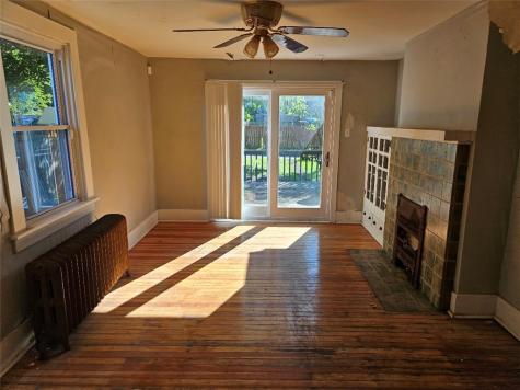 58 Evans Avenue Ingram PA 15205