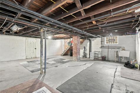1515 Maple Avenue Verona PA 15147