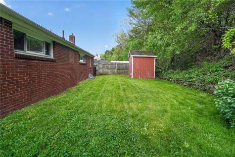 3220 Overlook Drive Liberty Boro PA 15133
