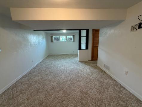 143 Arrow Elizabeth Township/boro PA 15037