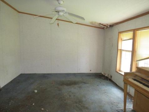171 Mounts Road South Franklin PA 15301