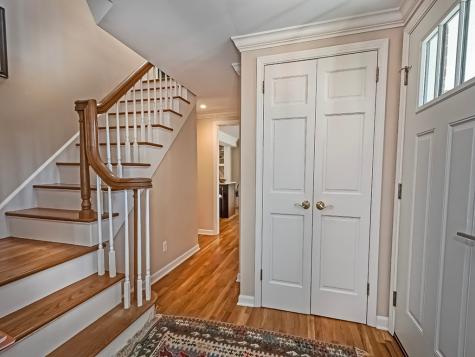 255 Connecting Road Mt Lebanon PA 15228