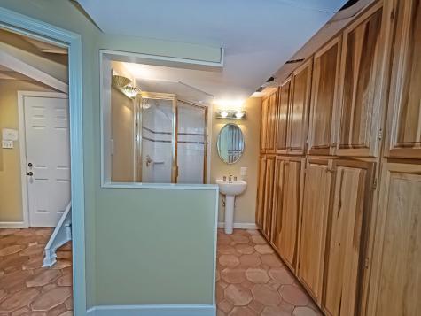 255 Connecting Road Mt Lebanon PA 15228