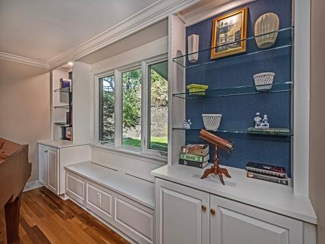 255 Connecting Road Mt Lebanon PA 15228