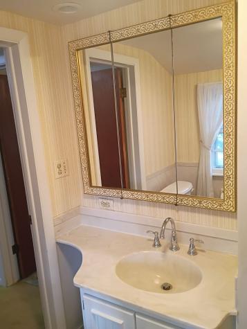 712 Tidball Avenue Grove City Boro PA 16127