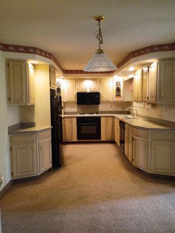 712 Tidball Avenue Grove City Boro PA 16127