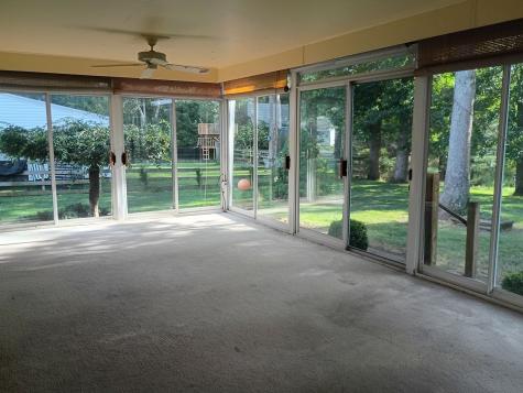 712 Tidball Avenue Grove City Boro PA 16127