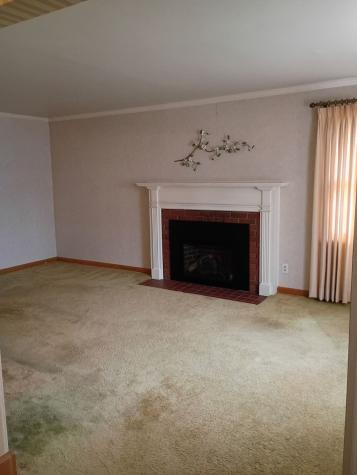 712 Tidball Avenue Grove City Boro PA 16127