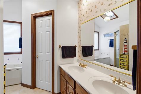 11954 Choctaw Trail Conneaut Lake PA 16316