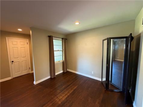 801 Lillian Hermitage PA 16148