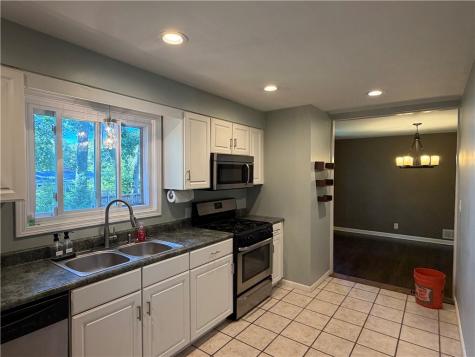 801 Lillian Hermitage PA 16148