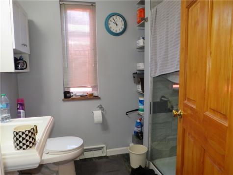 319 N Broad Street Grove City Boro PA 16127
