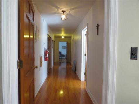 319 N Broad Street Grove City Boro PA 16127
