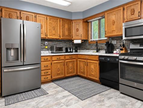 115 La Vista Lane Summit Township PA 16001
