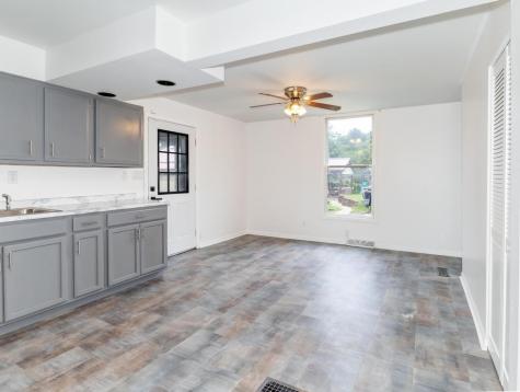 863 Walnut Street Rochester Township PA 15074