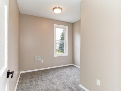863 Walnut Street Rochester Township PA 15074