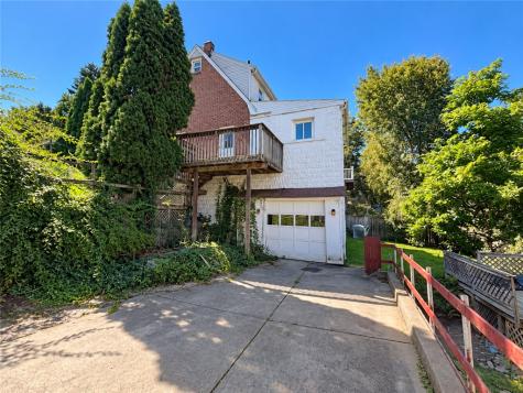 1532 Tonopah Avenue Beechview PA 15216
