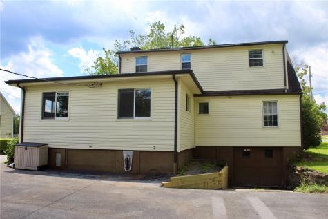 108 Coldren Street Richland School District PA 15904