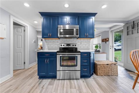 1435 Critchfield Drive Bridgeville PA 15017