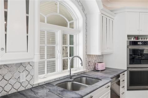 6200 Crown Place Collier Township PA 15142