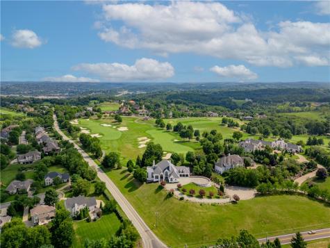 6200 Crown Place Collier Township PA 15142